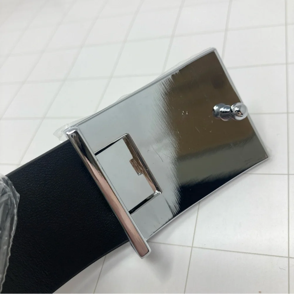 Brand New Men’s 4XL Black Leather Belt with brushed silver buckle